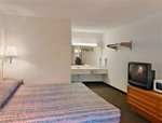 Super 8 Motel - Kinston::Yahoo! Travel