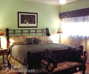 Creekhaven Inn::BedAndBreakfast.com