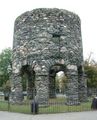 Tn-300px-dscn3887_newporttower_e