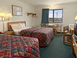 Super 8 Motel - Kingdom City