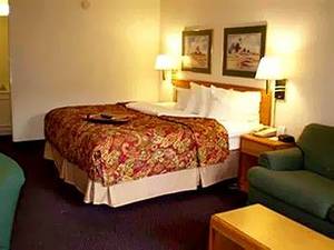 Quality Inn Fredericksburg::Expedia