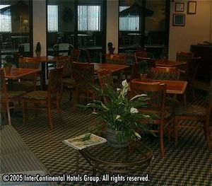 Holiday Inn Express Sheboygan::Travelocity.com