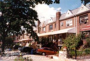 Astoria B&B::BedAndBreakfast.com