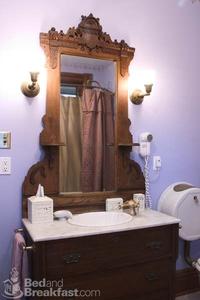 Swantown Inn Bed and Breakfast::BedAndBreakfast.com