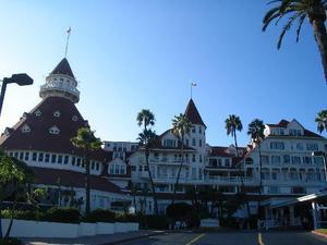 Web-3041956-hotels_and_accommodations-coronado