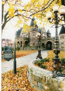 Buhl Mansion Guesthouse and Spa::BedAndBreakfast.com