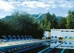 Tn-038229_pool_01_f