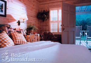 Glen-Ella Springs Inn::BedAndBreakfast.com