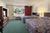 Super 8 Motel - Anaheim/Near Disneyland::Expedia