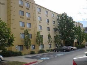 La Quinta Inn & Suites Baltimore BWI Airport::Travelocity.com