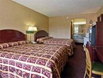 Howard Johnson Inn - Pinellas Park/Clearwater