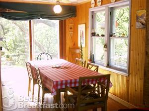 Kinni Creek Lodge and Outfitters::BedAndBreakfast.com