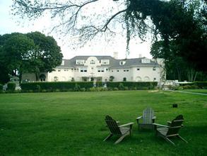The Lighthouse Inn Resort::Hotels.com