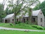 Bear's Den Hostel