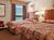 Howard Johnson Inn Queens Village::TravelPost.com