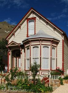 B Street House Bed and Breakfast::BedAndBreakfast.com