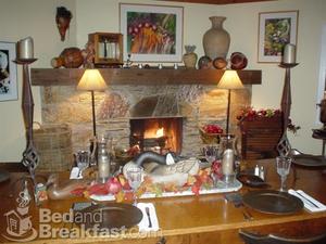 Sequoia River Dance Bed and Breakfast::BedAndBreakfast.com