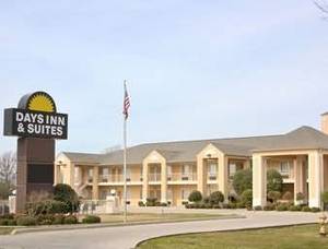 Days Inn and Suites Stuttgart::Travelocity.com