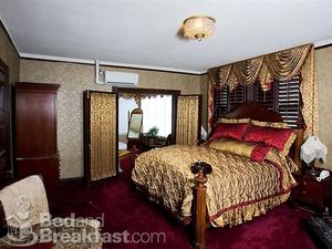 Red Crags Bed & Breakfast Inn::BedAndBreakfast.com