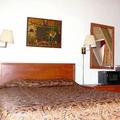 Tn-r53004_room_01_f