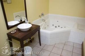 Web-brodhead-wi-inns-earth-rider