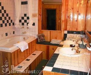 Web-tahoe-vista-ca-inns-shorehouseatlaketahoe