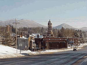 Web-2358028-mirror_lake_inn-lake_placid