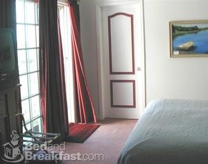 A Victorian on the Bay::BedAndBreakfast.com
