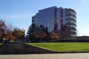 Web-1780708-holiday_inn_center_of_nh-manchester