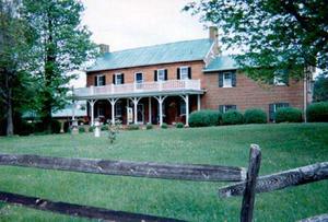 Maxwell Manor Bed and Breakfast::BedAndBreakfast.com