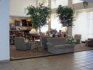 Hampton Inn & Suites Conf Ctr::Travelocity.com