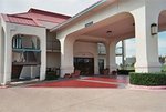 Baymont Inn & Suites Bedford/DFW Airport
