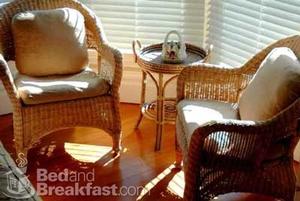 James House Santa Barbara::BedAndBreakfast.com