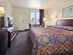 Tn-b97542_room_03_e