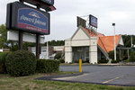 Howard Johnson Express Inn - Vernon