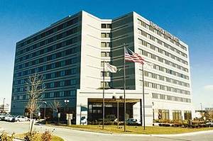 Embassy Suites Hotel Detroit Southfield::Expedia