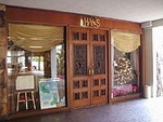 Hy's Steak House - Waikiki Restaurant