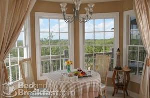Web-canyon-lake-lodging-biscuithillbedbreakfast-lodging