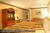 Holiday Inn North Shore::Orbitz