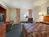 Days Inn Cedar Falls- University Plaza::Priceline.com