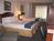 Holiday Inn Express & Suites::Orbitz