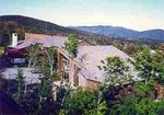 Cascades Lodge::Yahoo! Travel