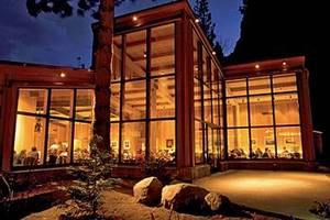 Yosemite Lodge At The Falls::Expedia.com