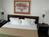 Holiday Inn Express::ProfessionalTravelGuide.com