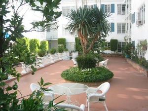 Century Wilshire Hotel::Orbitz