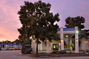 Howard Johnson Inn East::Hotels.com