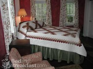 Charlotte's House Bed and Breakfast::BedAndBreakfast.com