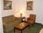 Holiday Inn Express Hotel And Suites::Priceline.com