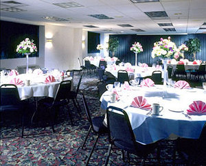 Best Western Parkway Center Inn::Hotels.com
