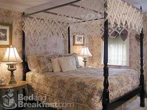 The Old Manse Inn::BedAndBreakfast.com